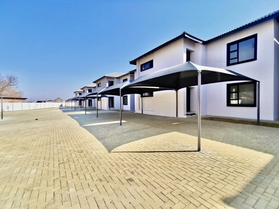 2 Bedroom Property for Sale in Grimbeeck Park North West